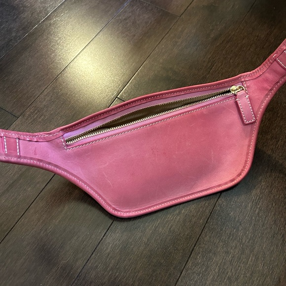 Jacquemus Pink Le Banane Belt Bag - Picture 4 of 6